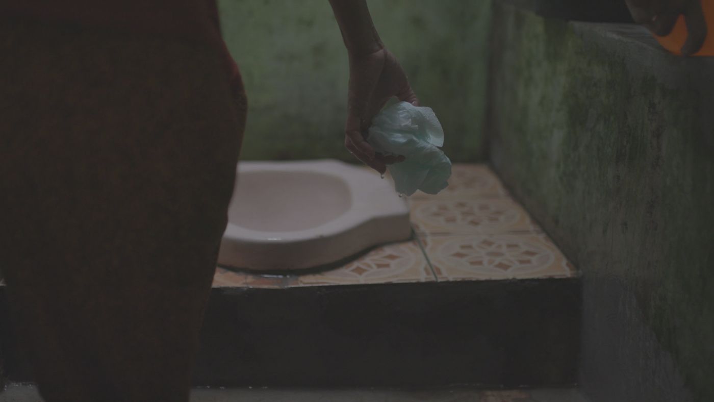 Still from Datang Bulan