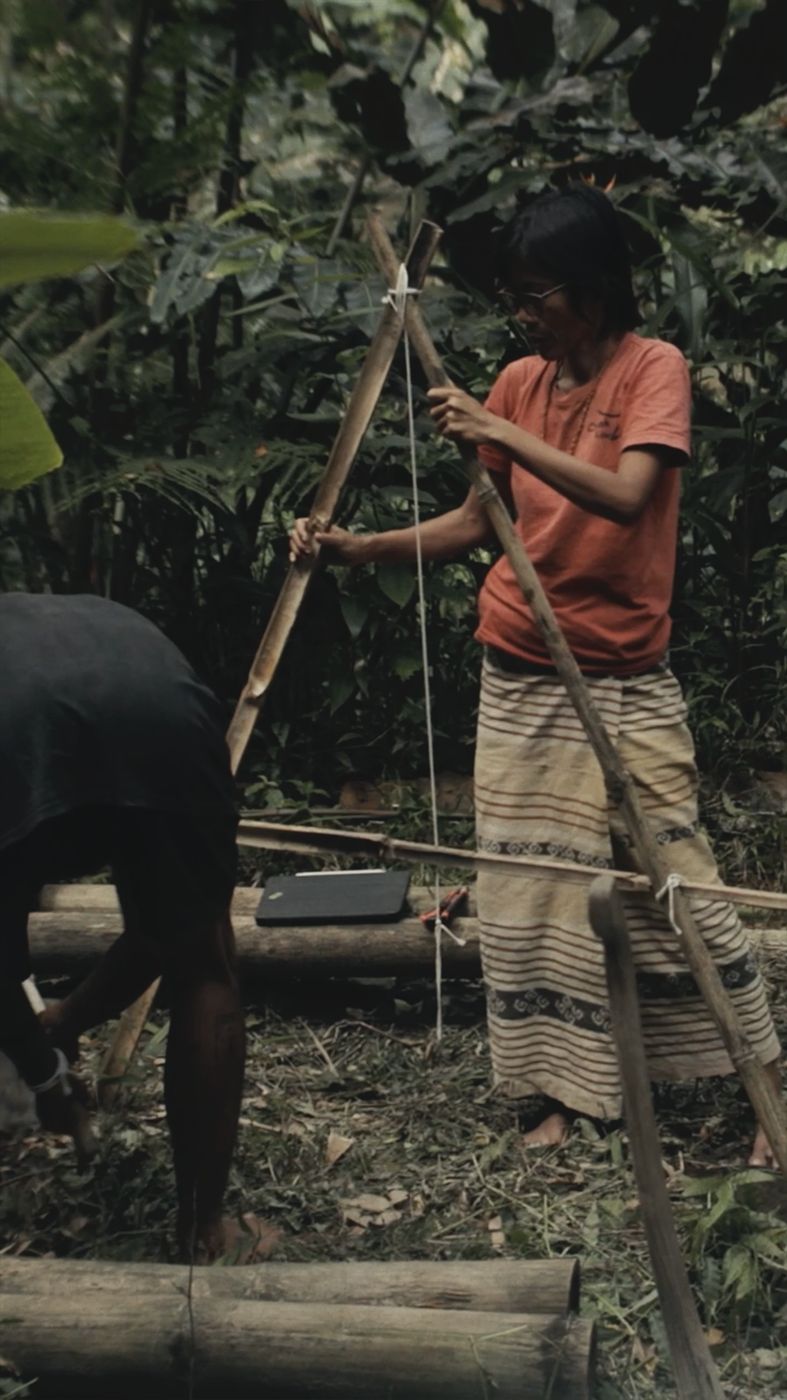 Still from Terpejam untuk Melihat